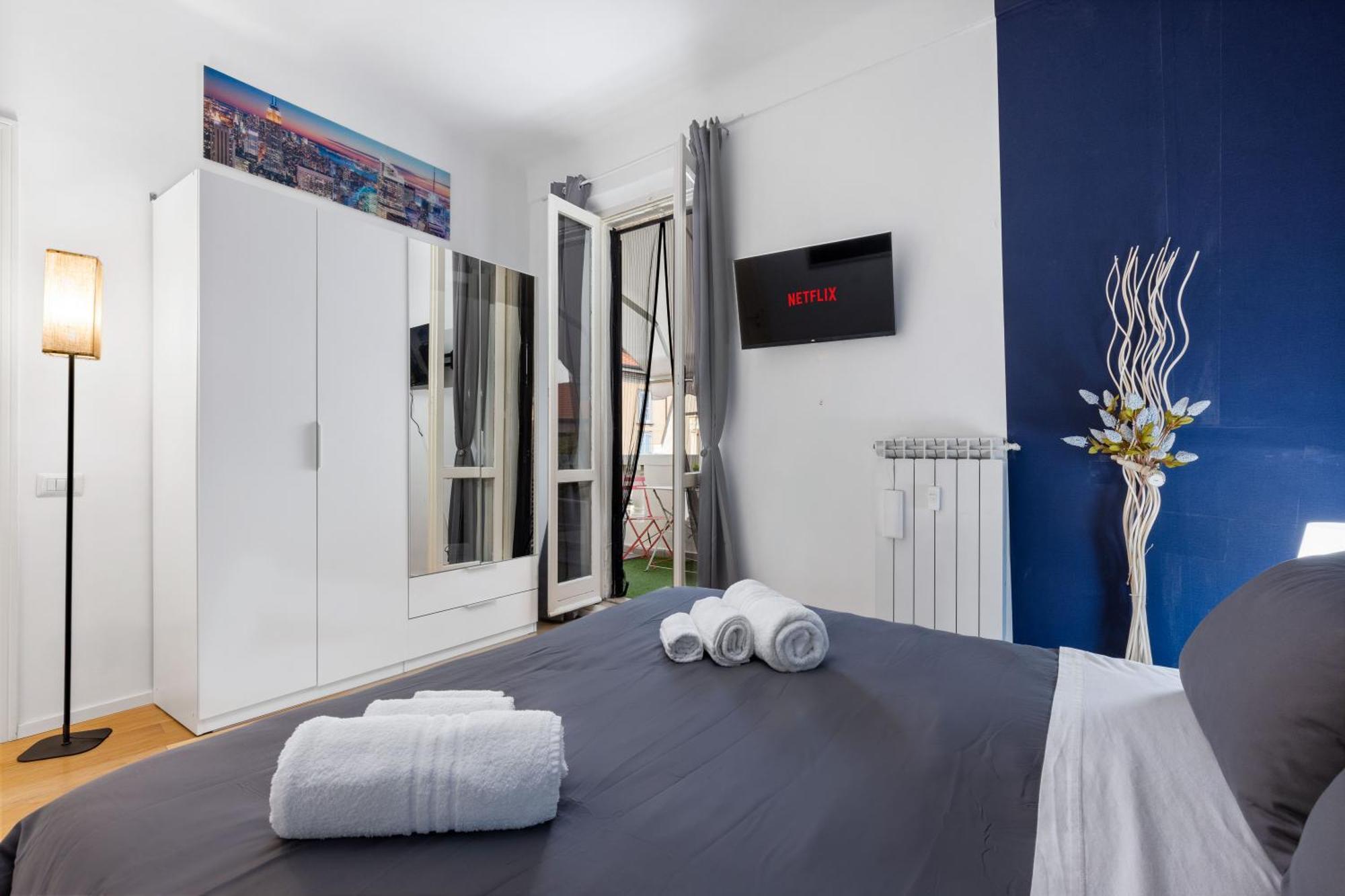 Apartment Life Elegant Penthouse With Terrace, Wi-fi Netflix, Subway 5 Min - Very Convenient Location *