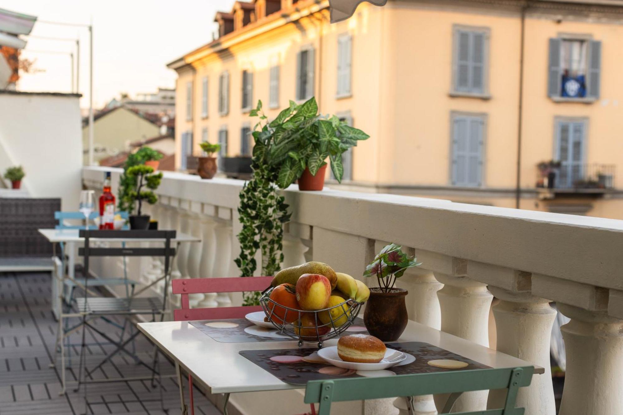 Apartment Life Elegant Penthouse With Terrace, Wi-fi Netflix, Subway 5 Min - Very Convenient Location